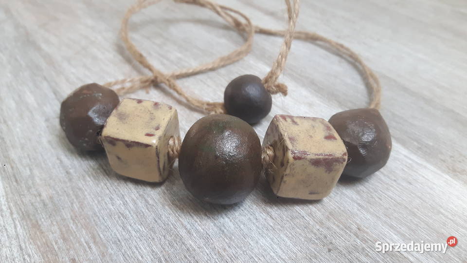 Naszyjnik wykonany ręcznie