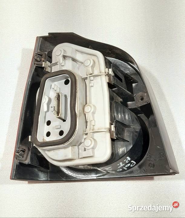 LAMPA PRAWY TYŁ VW POLO 9N Oświetlenie Mielęcin