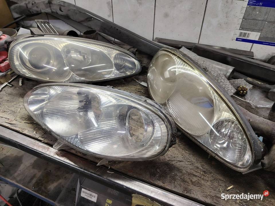 Używana lampa reflektor przód tył Mazda MX5 osobowe Reda sprzedam