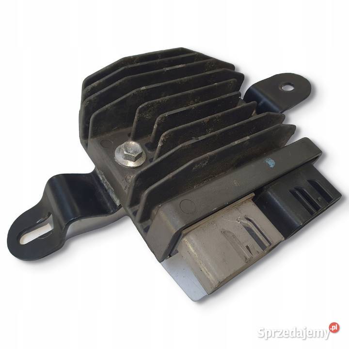 REGULATOR NAPIĘCIA Triumph Street Twin 900 18 Chełm