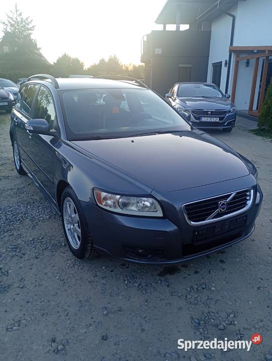 Sprzedam zamiana volvo v50 pakiet r d 20diesel