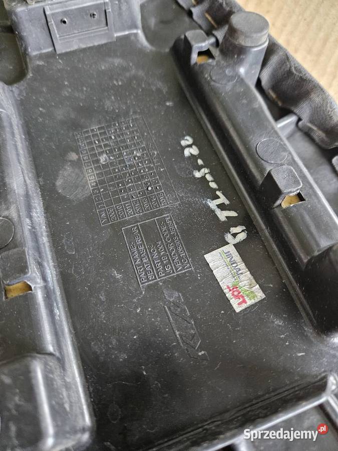 Ktm Duke 125 Kanapa siedzenie pasażera tył Rybarzowice