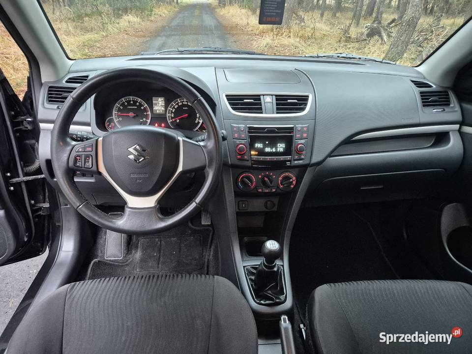 Suzuki Swift 12 benzyna 94 świetny stan