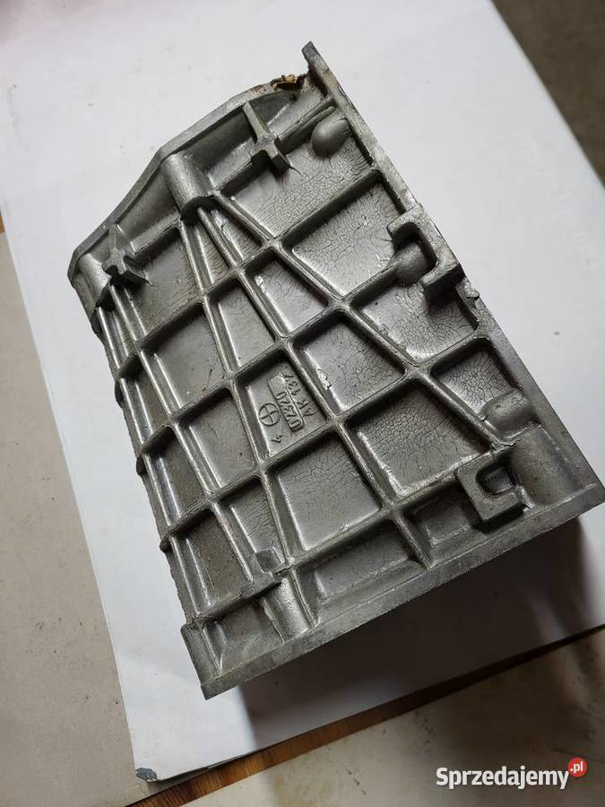 Fiat 125p Polonez fabrycznie nowa obudowa Chodzież