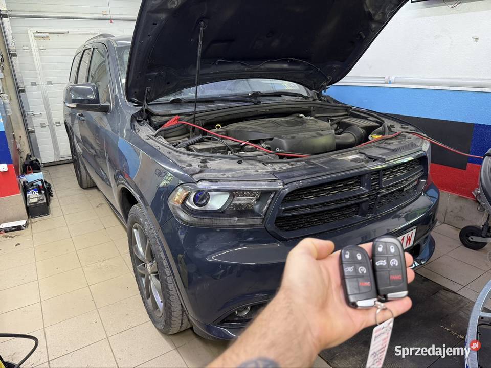 Mobilne Dorabianie Kluczy samochodowych Warszawa usługa