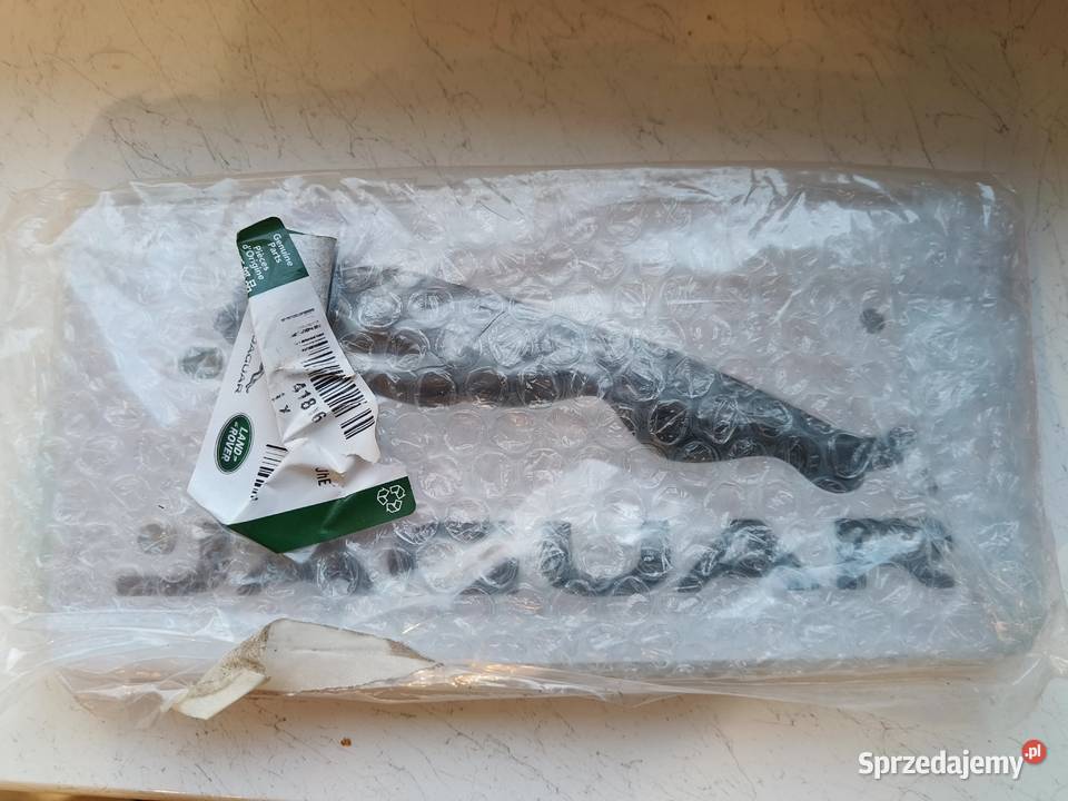 Znaczek emblemat Jaguar FPace T4A41816 małopolskie Zagórowa