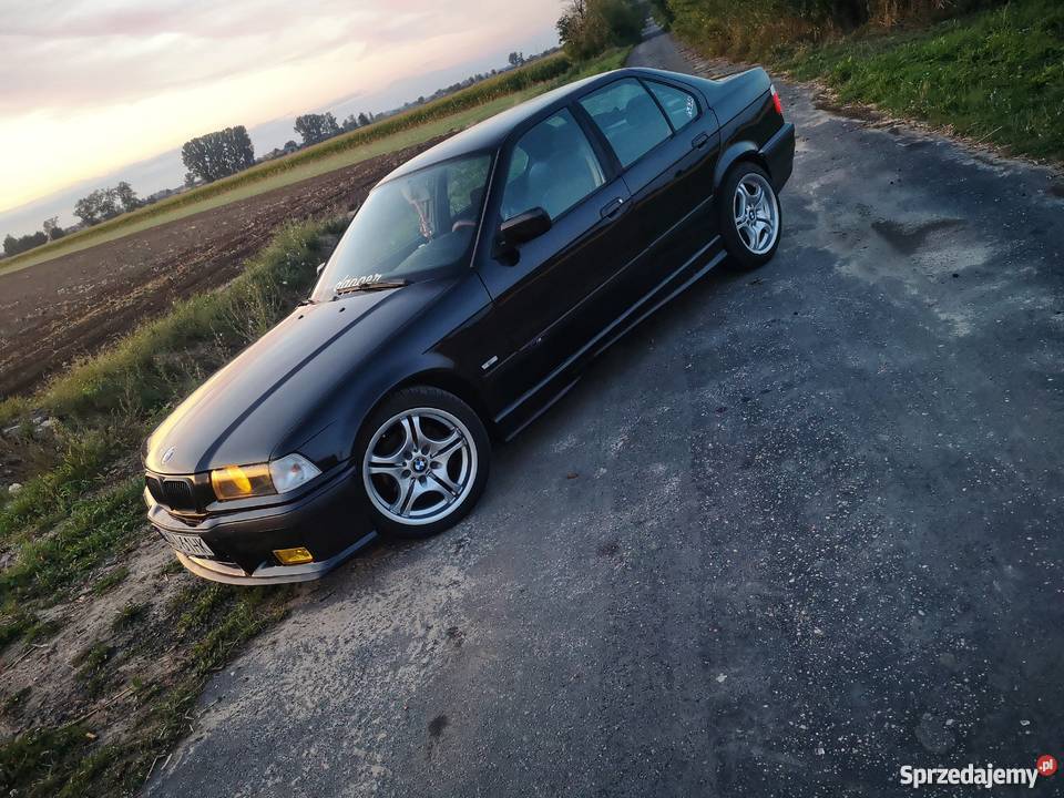Sprzedam BMW e36 M PAKIET ZADBANA odtwarzacz DVD łódzkie