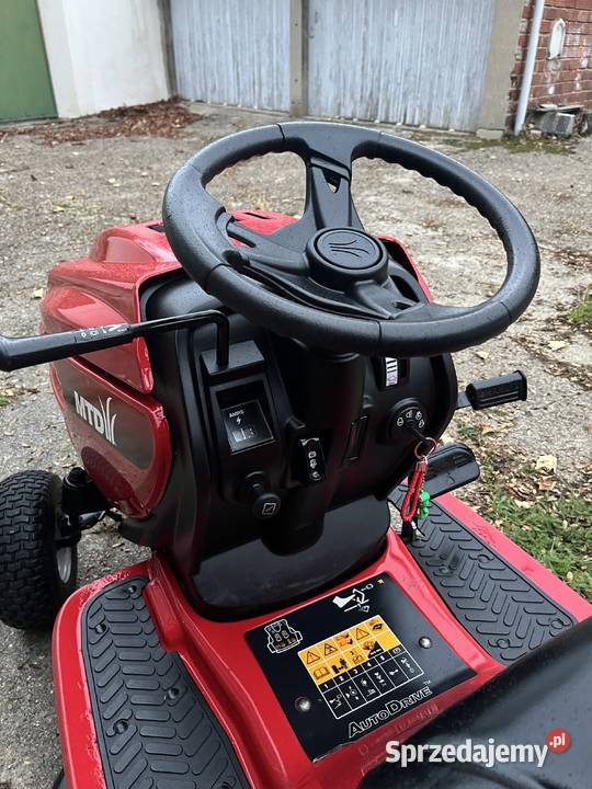 TraktorekKosiarka MTD z koszem Strzyżów