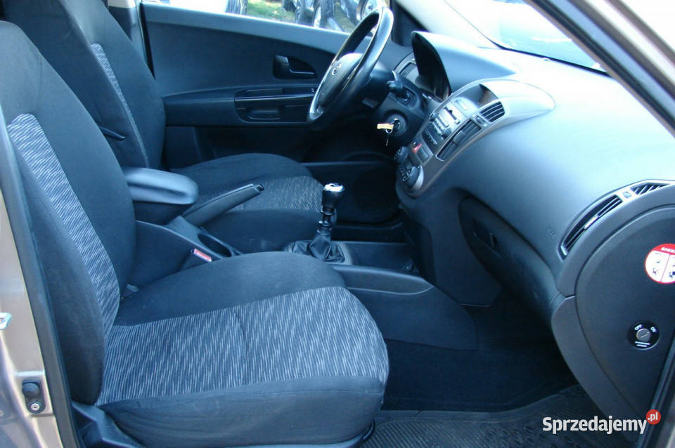 Kia Ceed Mały przeb Salon bezwyp 102008 I VAT marża Piła
