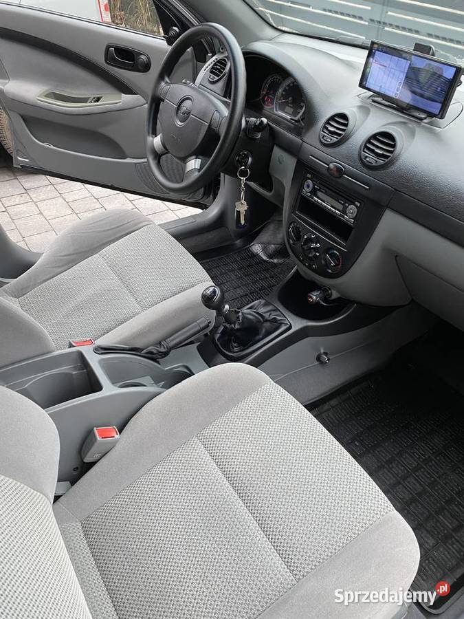 Salonowy bezwypadkowy Chevrolet Lacetti 2010 14 mazowieckie Marki