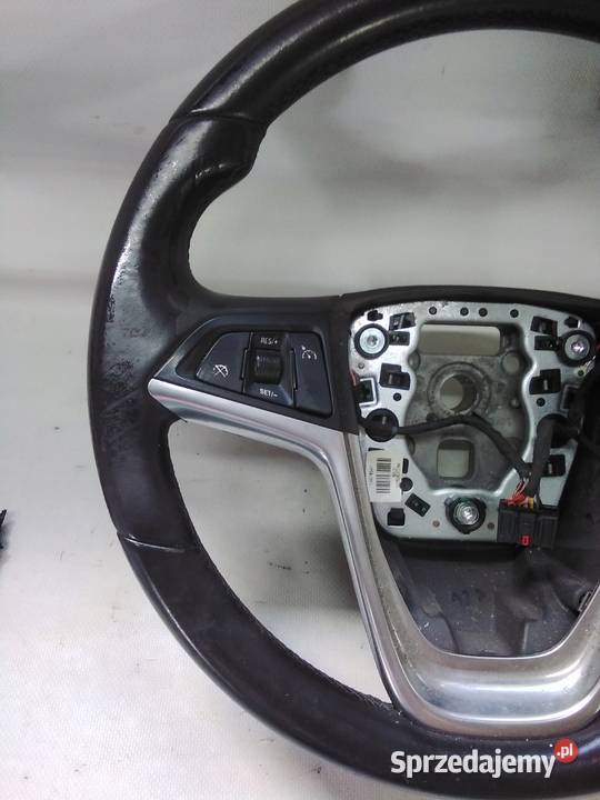 7927OPEL INSIGNIA KIEROWNICA MULTIFUNKCJA Opole Lubelskie
