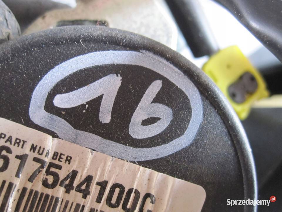 NISSAN JUKE I F15 13r pas bezpieczeństwa prawy Kielce sprzedam