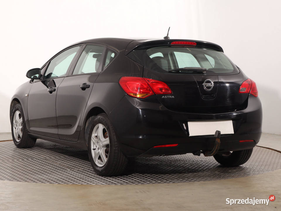 Opel Astra 14 16V Hatchback