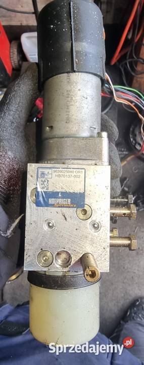 pompa dachu peugeot 206cc cabrio 9639025080 osobowe Bodzentyn