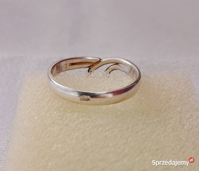 pierścionek srebrny z bursztynami Suwałki sprzedam