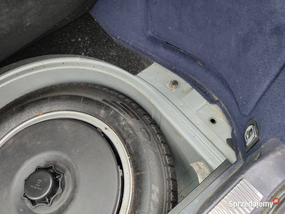 Audi A4 16 benzyna nowy przegląd VAT marża A4 Motoryzacja Bobrek