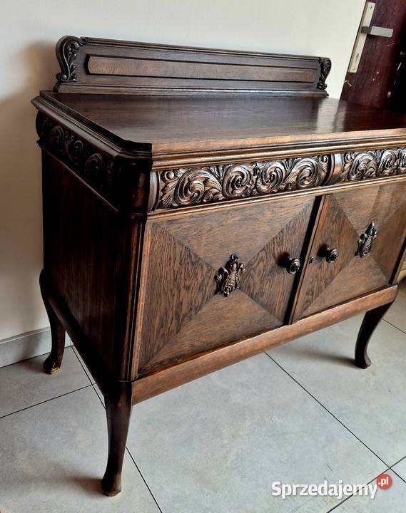 Stara komoda z rzeźbieniami Bydgoszcz