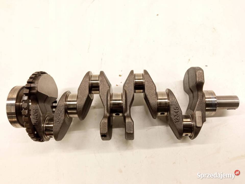 WAŁ KORBOWY Q8Z2KJHMJGFGG 16 16V Dacia Duster II