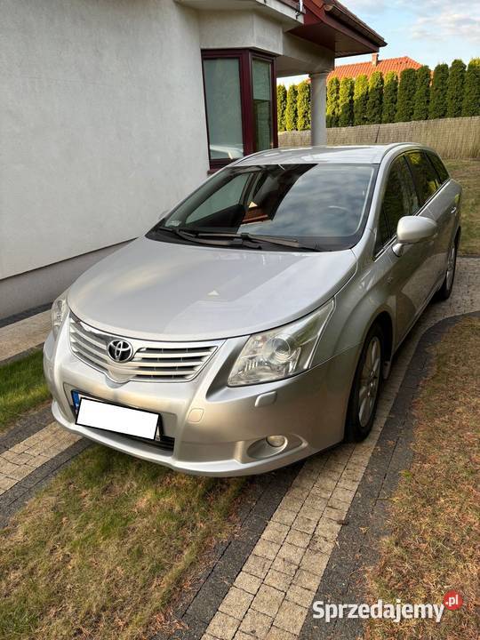 Toyota Avensis 22 D4D 177 Salon Sol Plus Navi Toyota kujawsko-pomorskie Golub-Dobrzyń