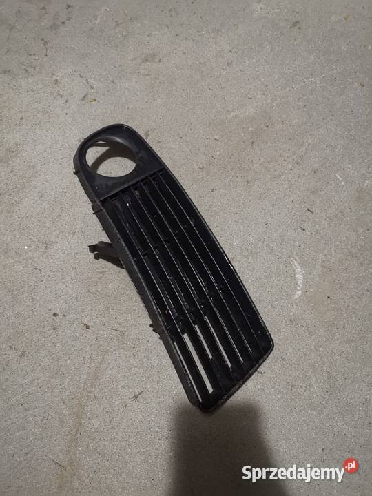 Zaślepka kratka halogenu Audi a6 c5 avant 9701 Zamość