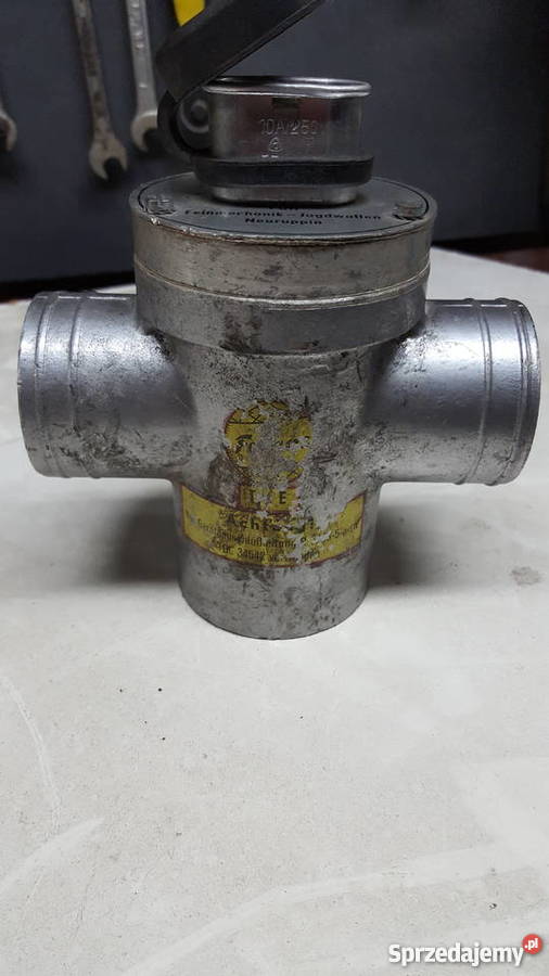 Grzałka 220V do płynu chłodzącego samochodu nowy