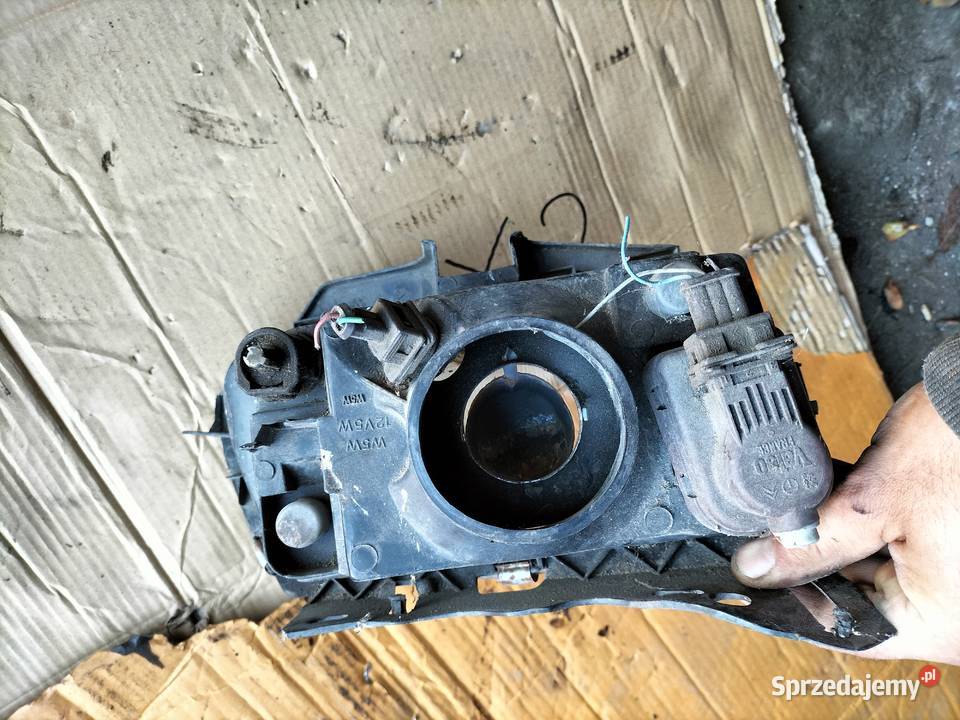 LAMPA LEWA PRZEDNIA Citroen Saxo 5521106L Kamień-Kolonia