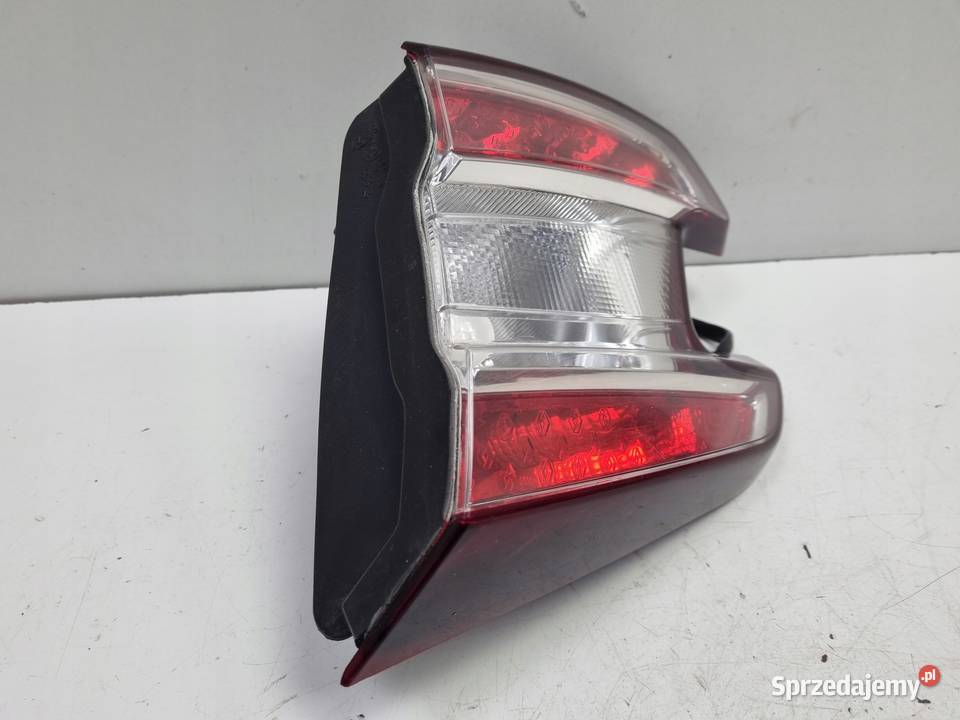 LAMPA PRAWA Renault Megane III kombi TYLNA prawy Rudka
