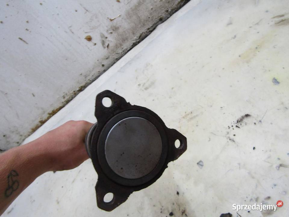 PÓŁOŚ LEWA TYŁ TYLNIA 16 4X4 44106 61M00 SUZUKI osobowe