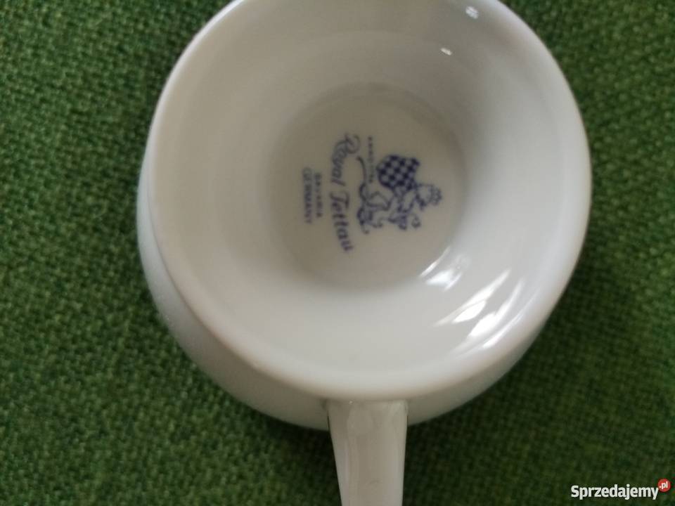 Mlecznik i filiżanka kobaltowa porcelana