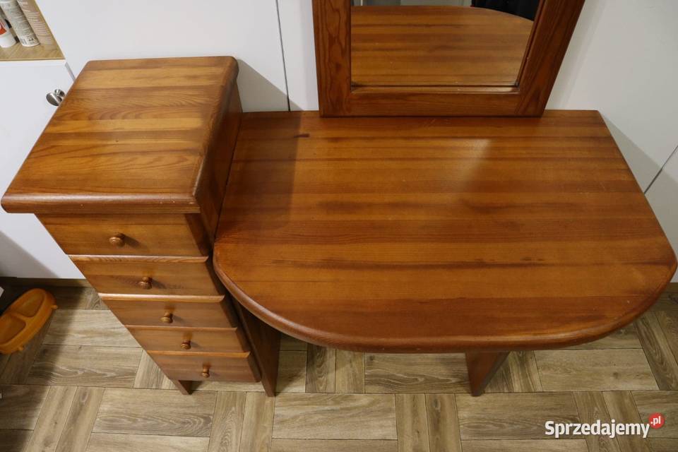 Toaletka sosnowa z lustrem