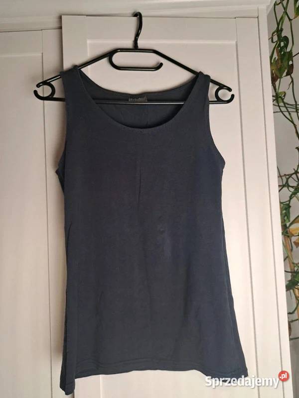 Granatowy top Beloved Woman klasyka w prostym Trąbki Wielkie