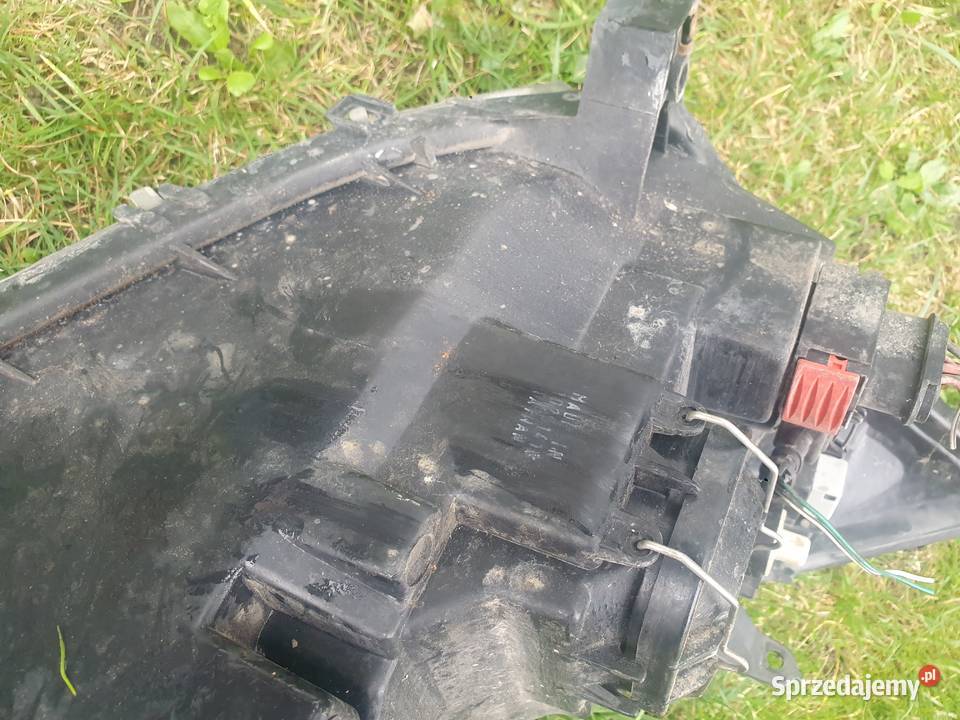 Lampa przednia reflektor Toyota Corolla e12 01 Oświetlenie Kraków