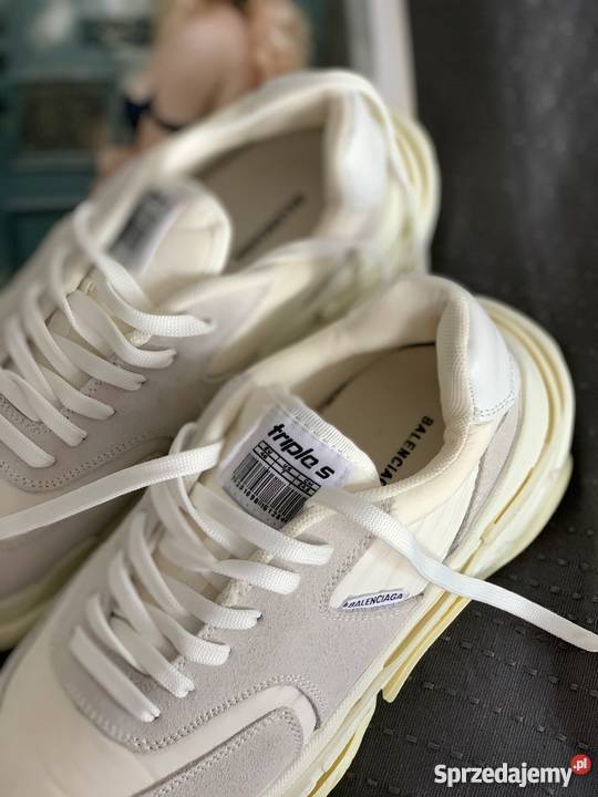 Balenciaga Triple S v1 Grey on Carousell Snap to Sell Chat to Buy