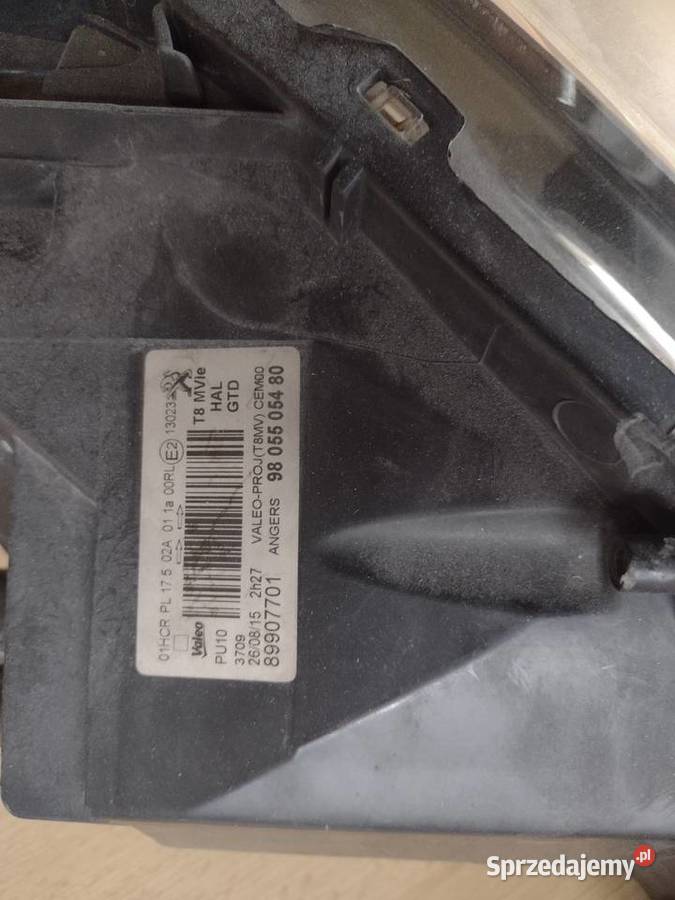 Lampa lewa przednia peugeot 3008 lift Rok produkcji 2013 łódzkie Aleksandrów Łódzki