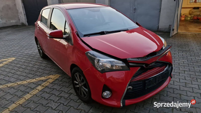 toyota yaris 92015 10 benzyna 51kw 56000 Bochnia