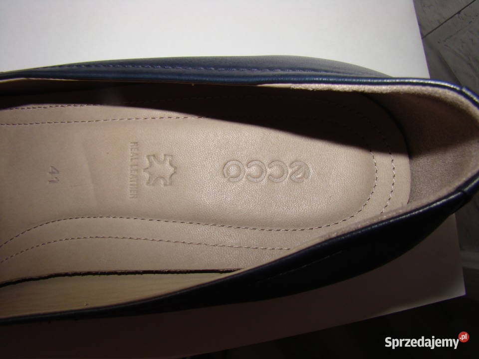 Czółenka marki ecco granatowe rozmiar 41 Ecco Szczecin