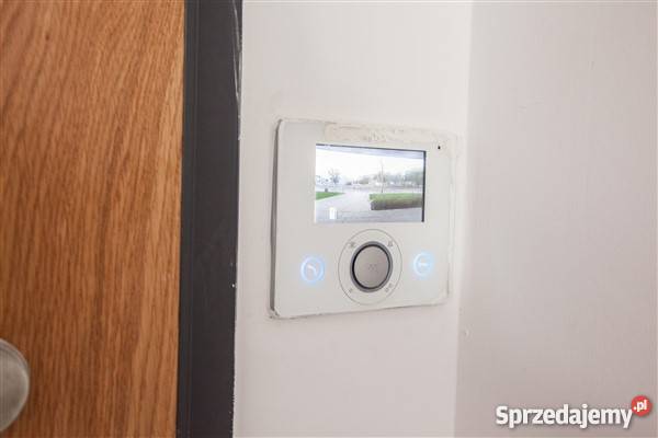 Bezpośrednio z dwupoziomowym tarasem na dachu