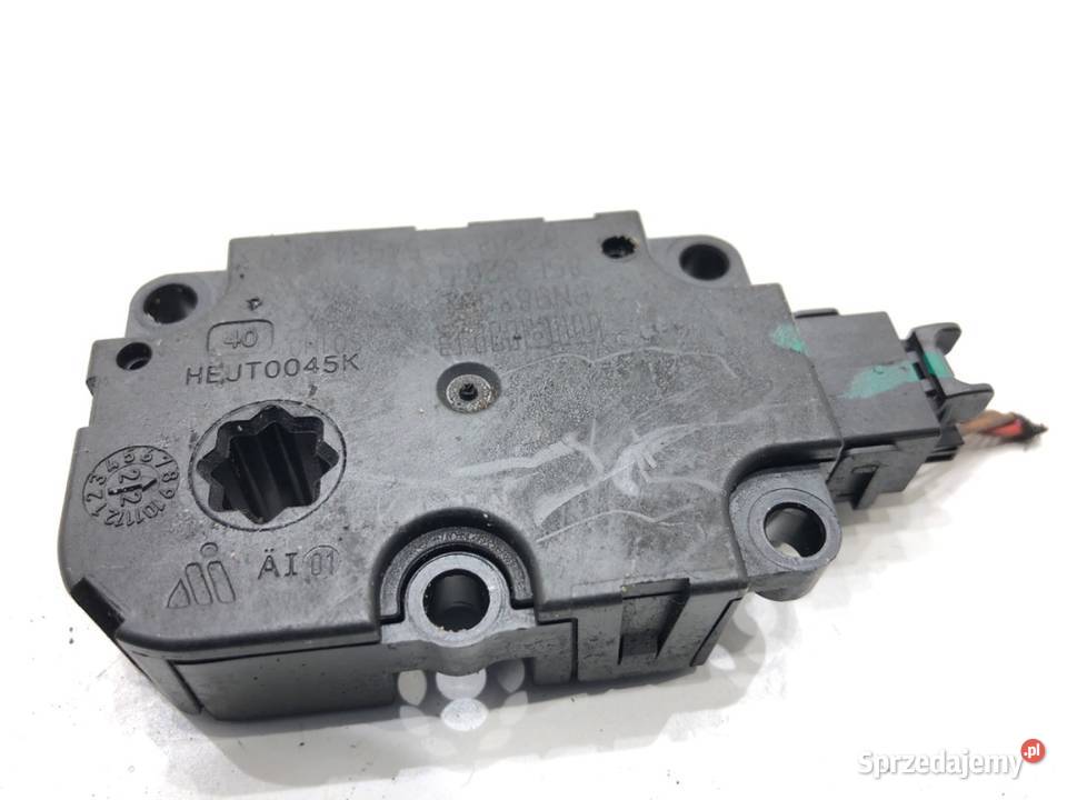 SILNIK NAGRZEWNICY AUDI 85E820511 A6 C8