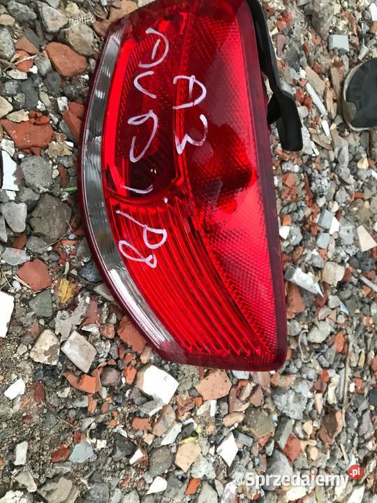 AUDI A3 8P LAMPA TYŁ TYLNA PRAWA osobowe Zbierkowo