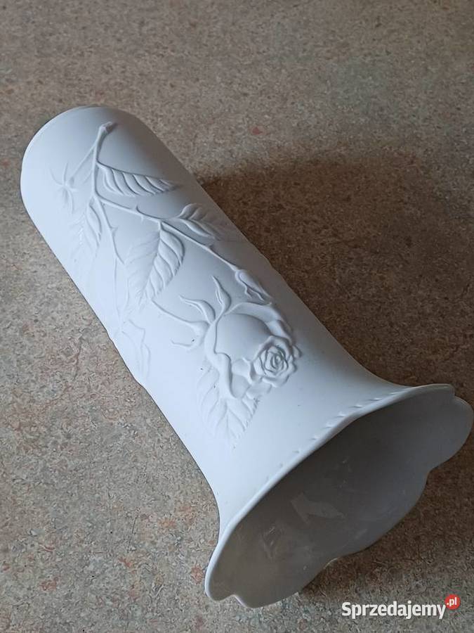 biały wazonKaiser Porcelana i szkło Nowy Targ