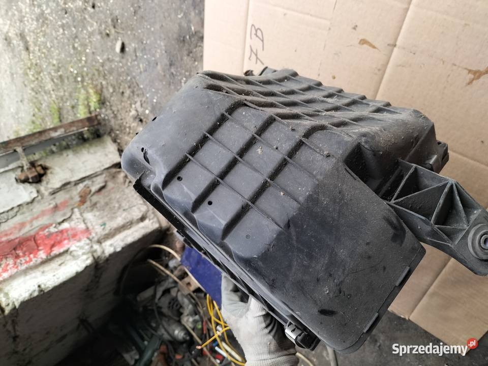 OBUDOWA FILTRA POWIETRZA PASSAT B5 AUDI A4 19 Kamień-Kolonia