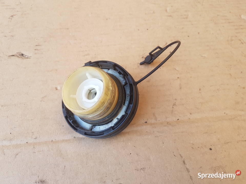 Suzuki Ignis FH 0003 korek wlewu paliwa benzyny osobowe Legnica