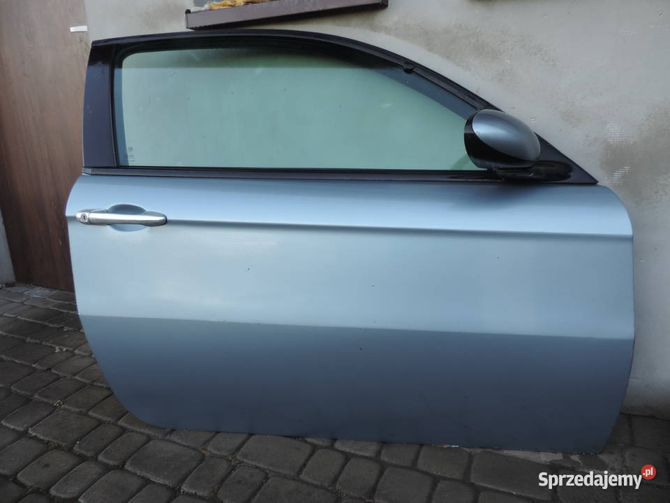 ALFA ROMEO 147 3 D DRZWI PRAWY PRZÓD 693 Karoseria Nowy Sącz