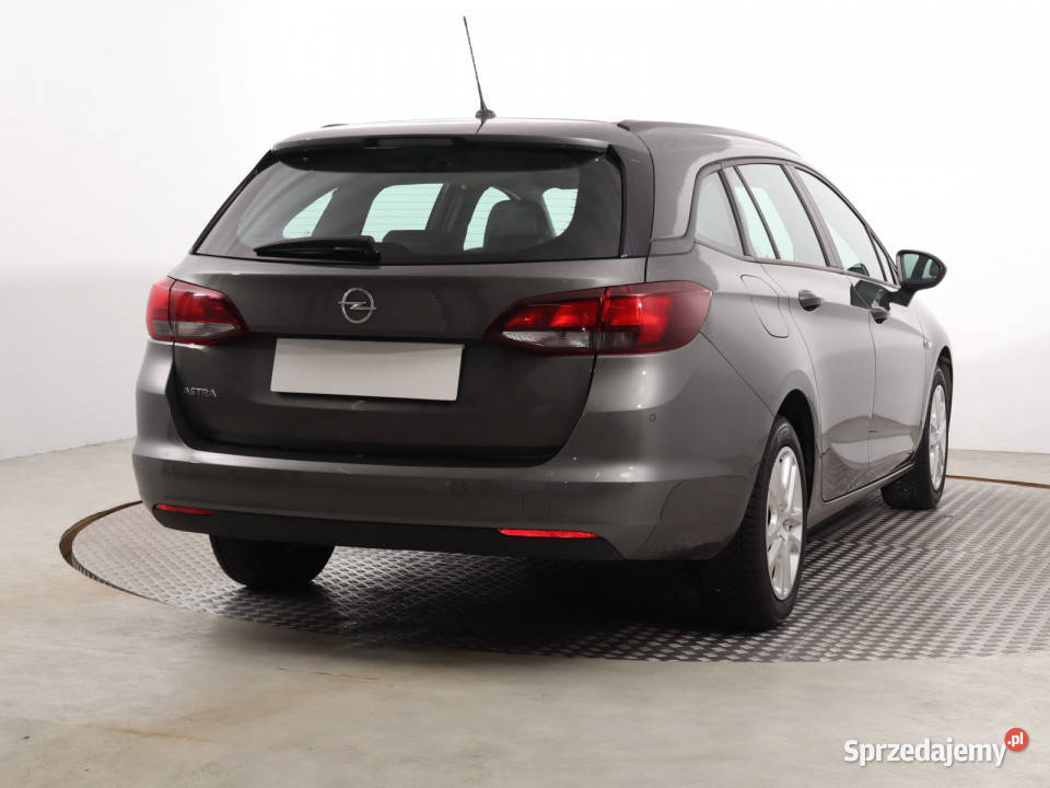 Opel Astra 12 Turbo