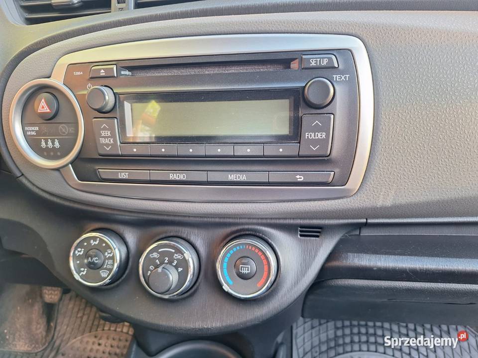Toyota Yaris 10 69 z LPG klimatyzacja