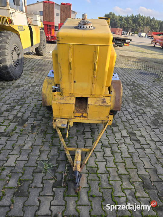 BEZ MINIMALNEJ Generator pary O Malmkvist Bini Rudolfowo