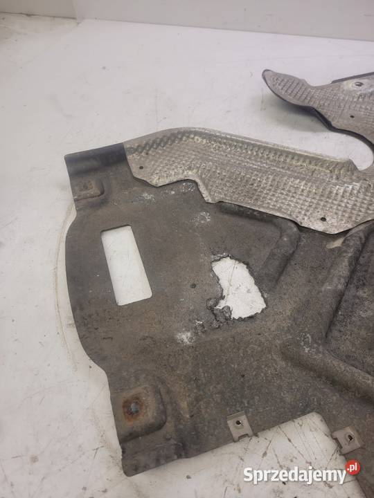 OSŁONA PODWOZIA TUNELU AUDI A4 B8 LIFT osobowe Przystajń