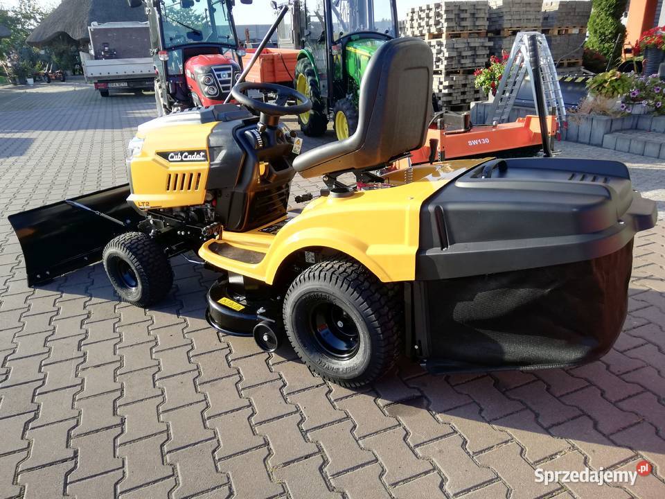Powystawowy MiniTraktorek kosiarka Cub Cadet LT2 Kobiele Wielkie