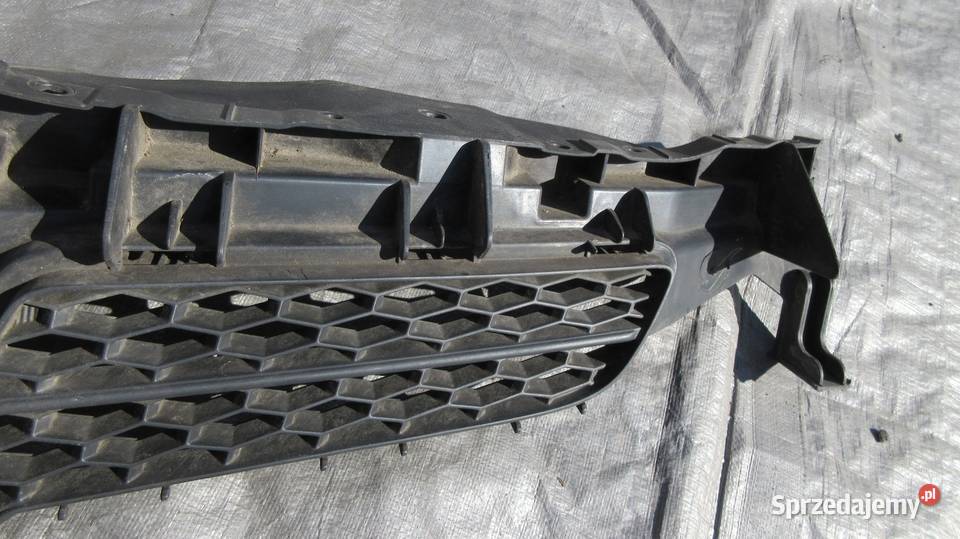TOYOTA AURIS I 0609 ATRAPA GRILL Karoseria sprzedam