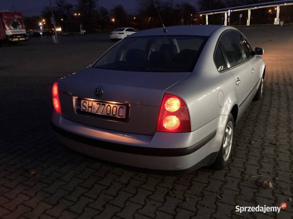 VW Passat 16 benzyna Chorzów sprzedam